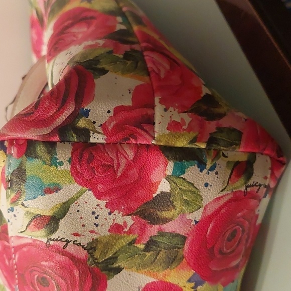 NWT JUICY COUTURE RED ROSES FLORAL TOTE - Picture 12 of 13